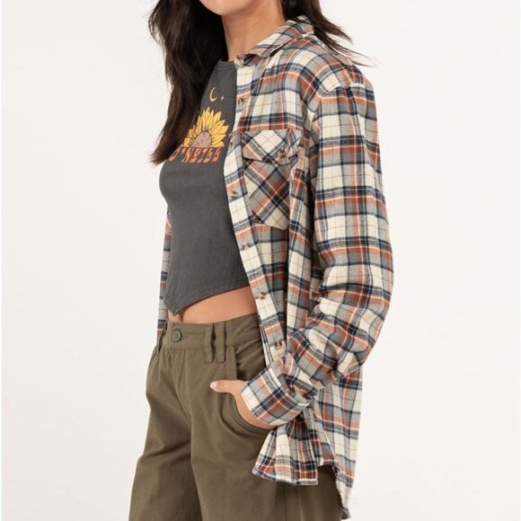 Boyfriend Flannel  - Picture 2 of 4